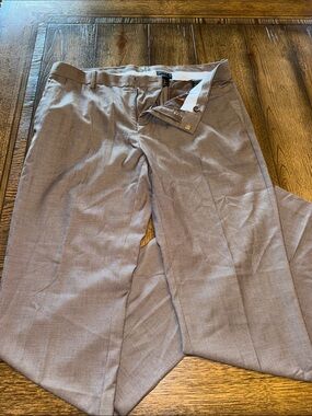 H&M Men's Regular Fit Dress Pants in Taupe